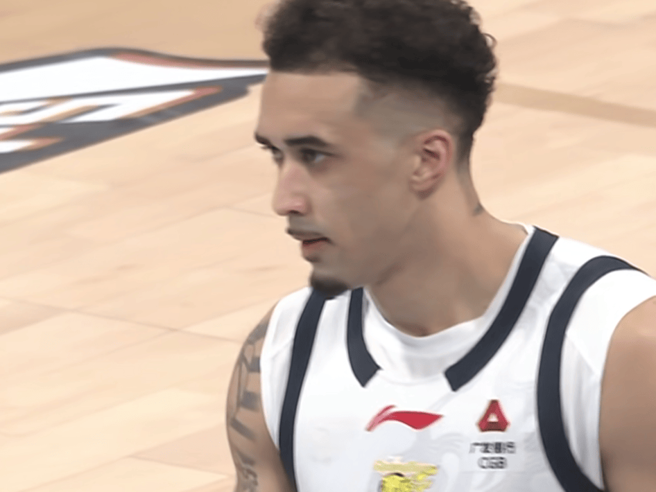 广东73-88北京!球员评分:2人满分,1人良好,4人不合格